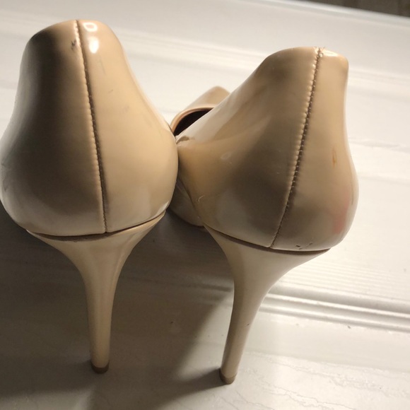 Shoes - Picture 5 of 5